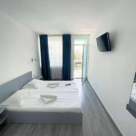 Minerva Hotel 2*